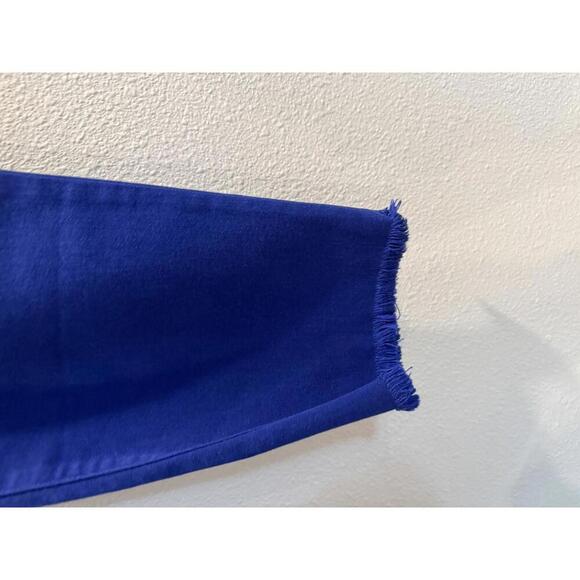 Chico's So Slimming Girlfriend Slim Leg Crop Jeans - Blue - Size 12 - Picture 4 of 6